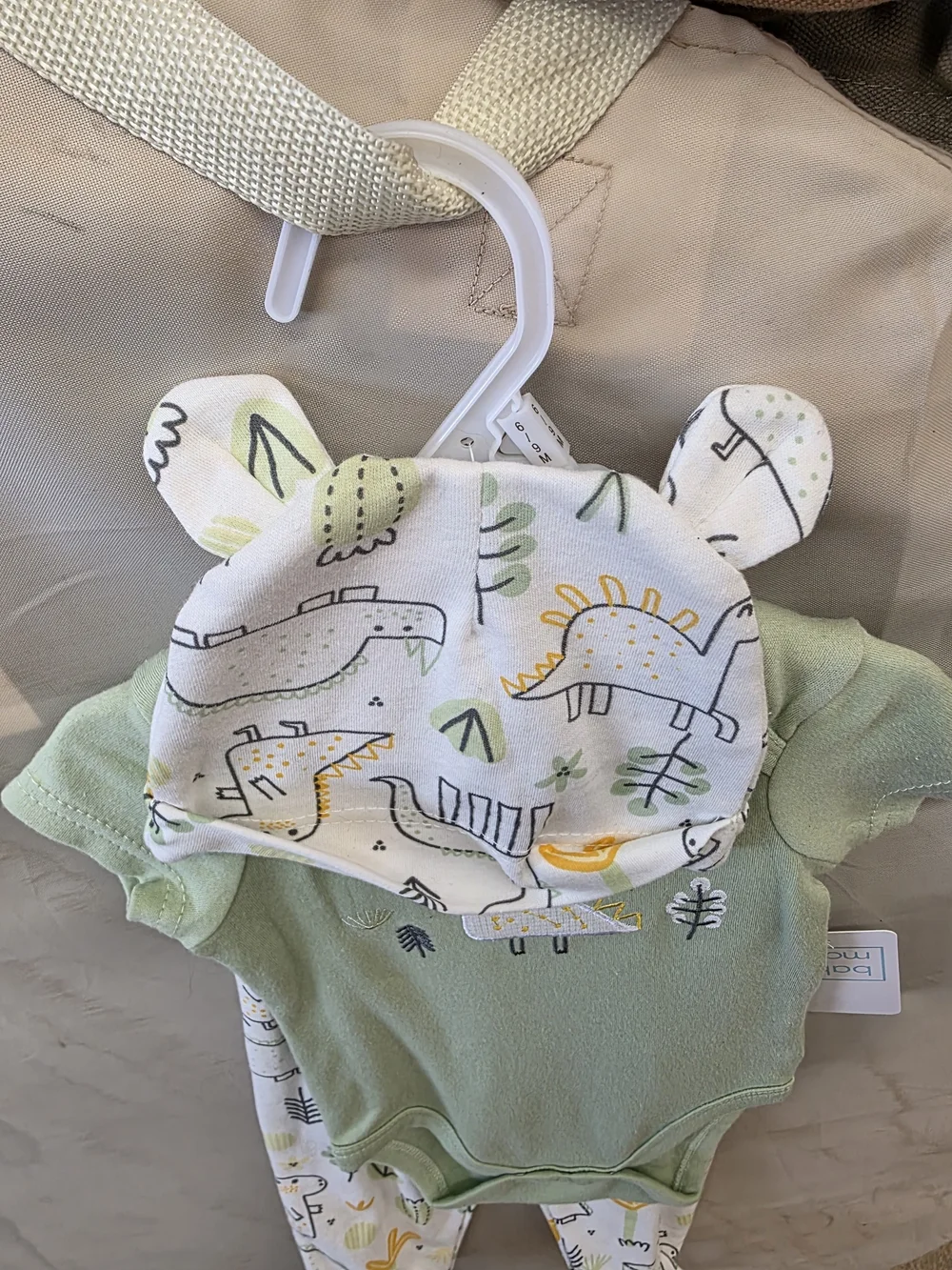 Green Dinosaur 3-Piece Baby Set - Bodysuit, Hat & Footed Pants, NWT